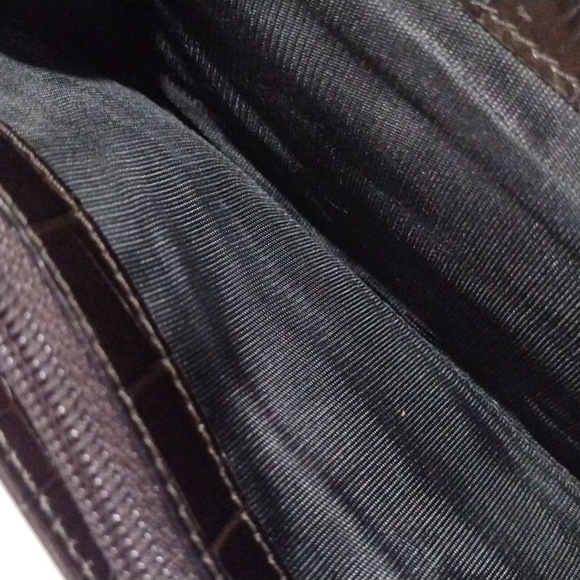 Brown Crocodile-Embossed Leather Long Wallet - Salvatore Ferragamo Womens Luxury - Picture 13 of 15